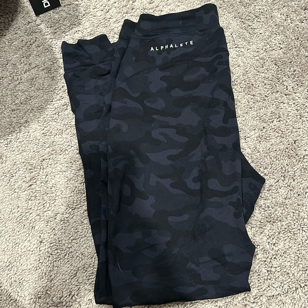 Alphalete Women’s Joggers